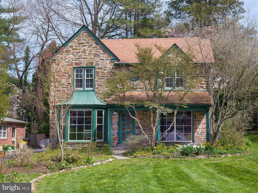 Sold $906,000 • Co-Listing Agent