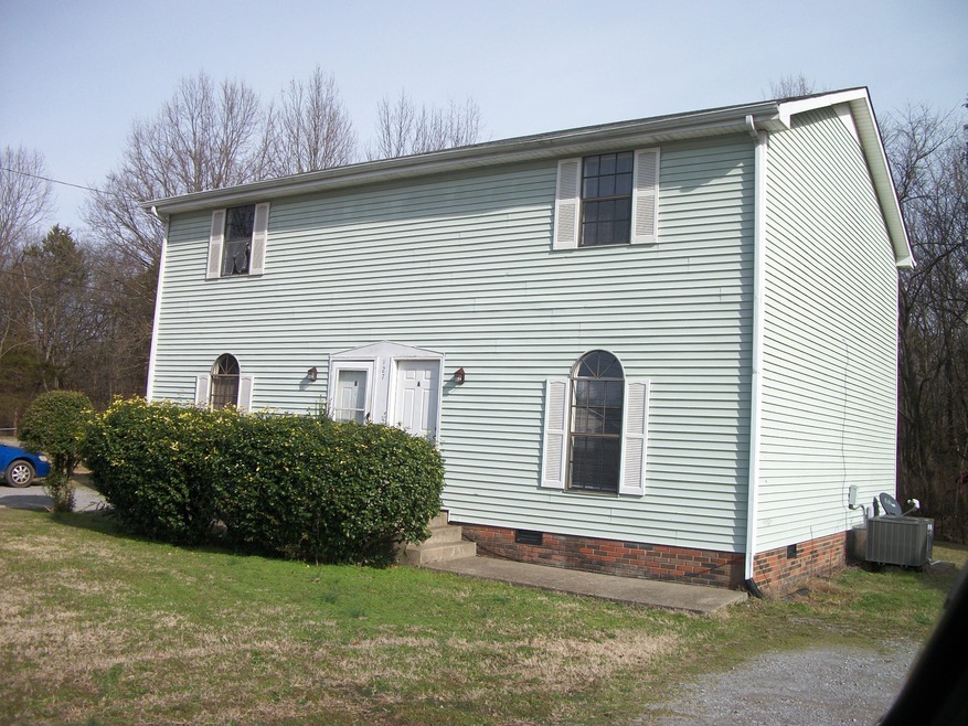 127a Holloway Dr, Lebanon, TN 37087 - photo 1