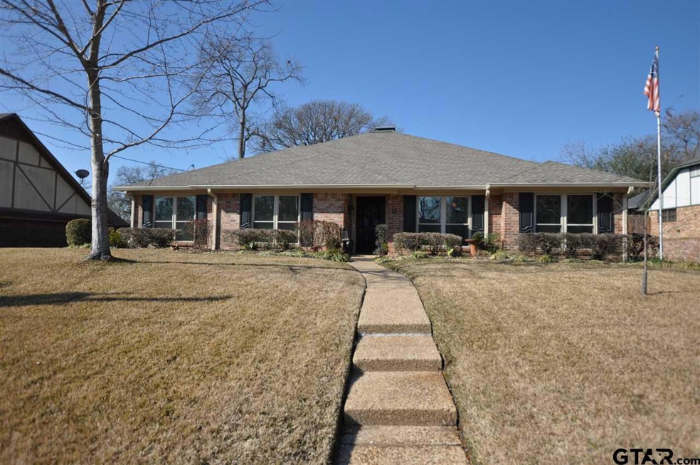 3915 3915 Post Oak Rd, Tyler, TX 75701 - photo 1