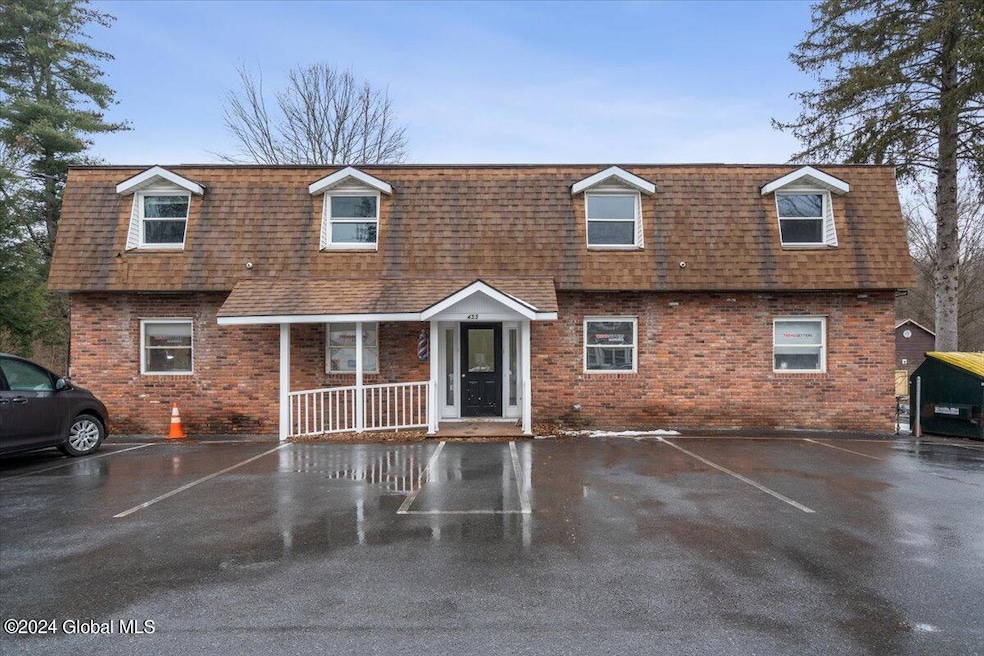 455 Maple Ave unit 3, Saratoga Springs, NY 12866 - photo 1