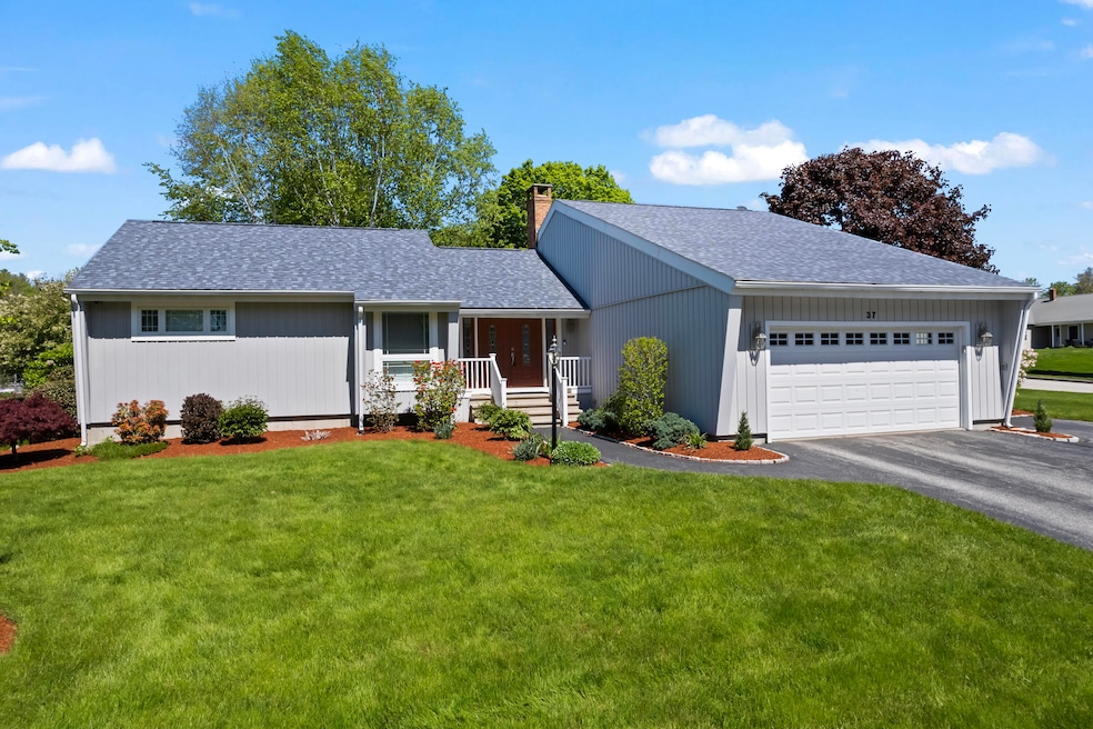 37 Longbow Ct_101