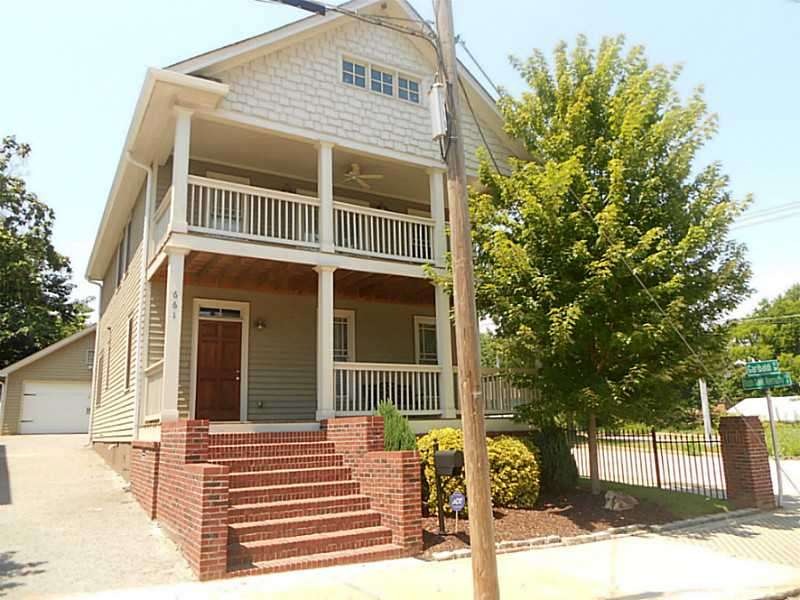 661 Garibaldi St SW, Atlanta, GA 30310 - photo 1