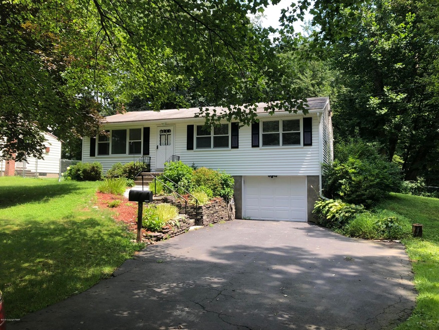 510 Schubert Rd, East Stroudsburg, PA 18301 - photo 1