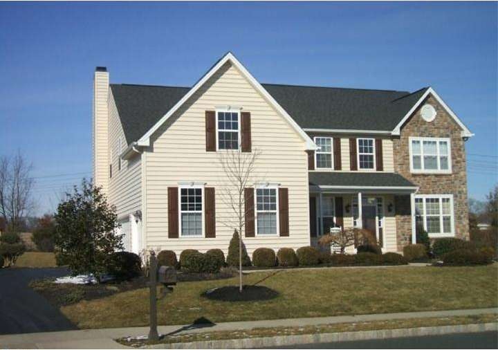 1037 Broadleaf Cir, Royersford, PA 19468 - photo 1