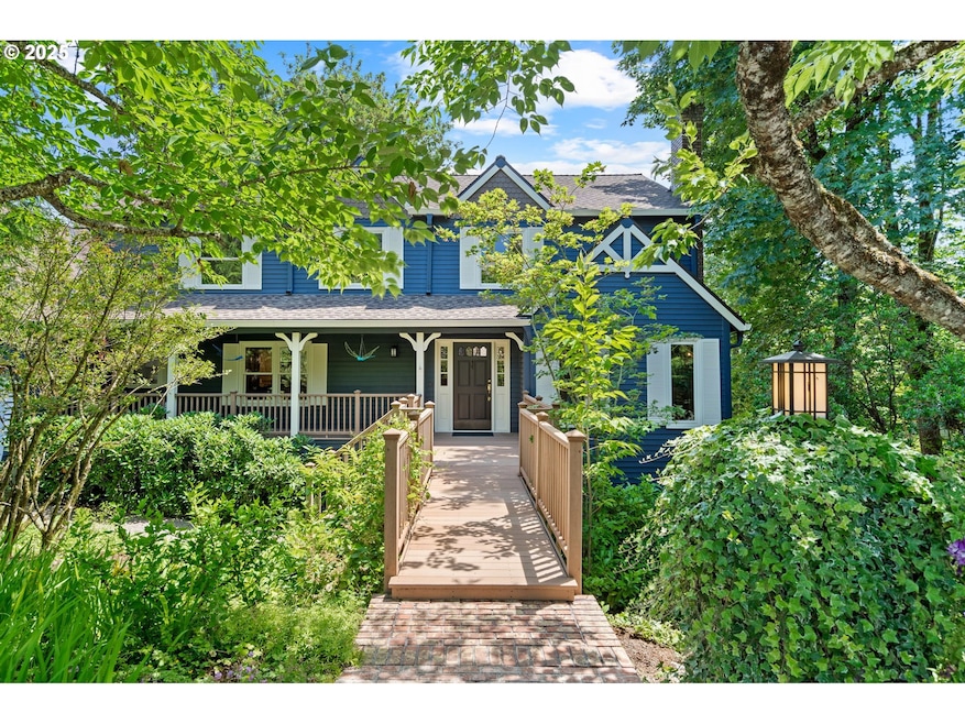 Sold $928,800 • Co-Listing Agent