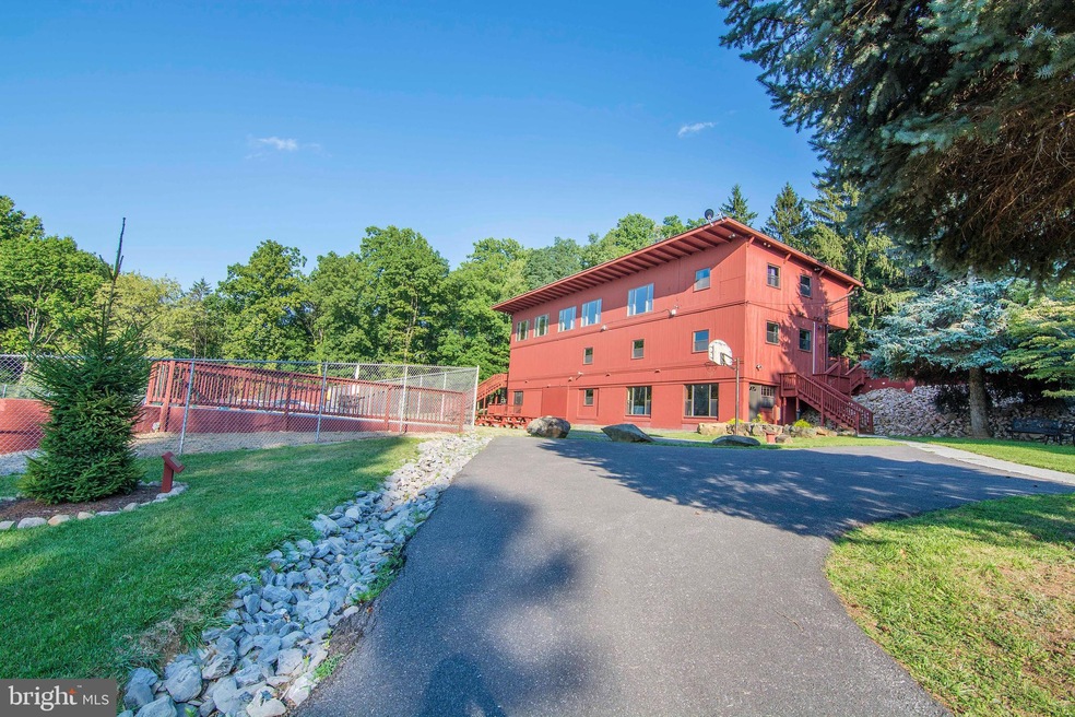 201 Windy Way, Front Royal, VA 22630 - photo 1