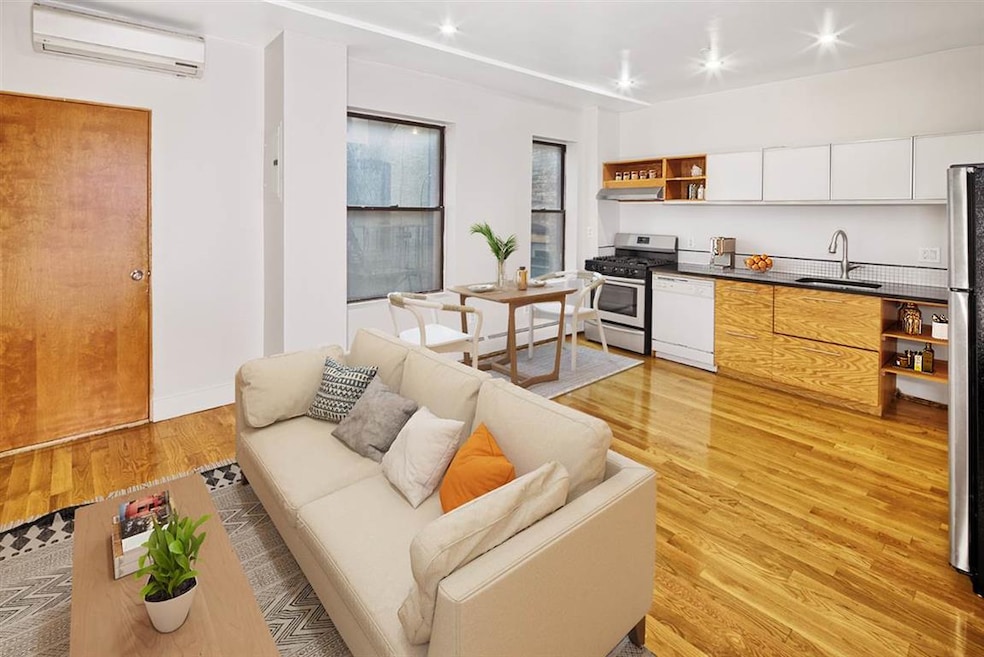 84 Waldo Ave unit 2A, Jersey City, NJ 07306 - photo 1