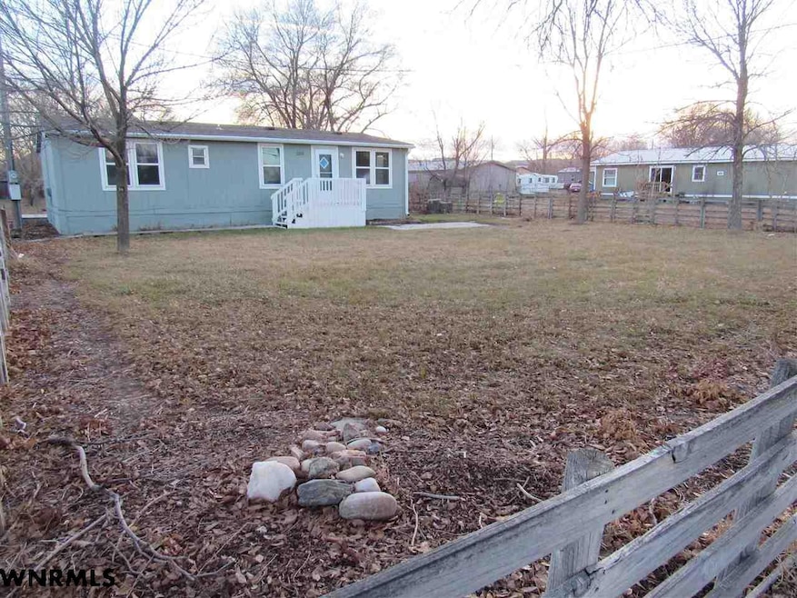 2310 W 15th St, Scottsbluff, NE 69361 - photo 1