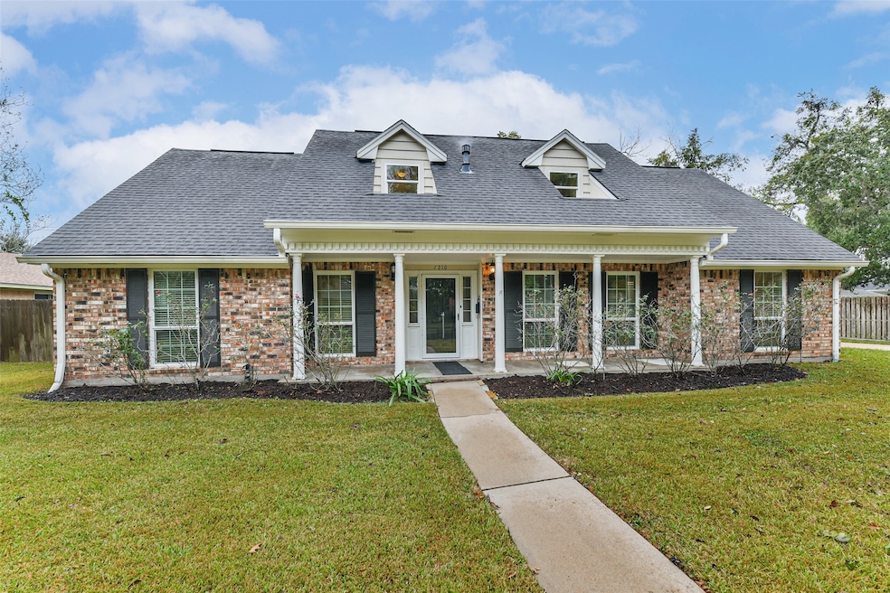 1210 Timber Ln, Rosenberg, TX 77471 - photo 1