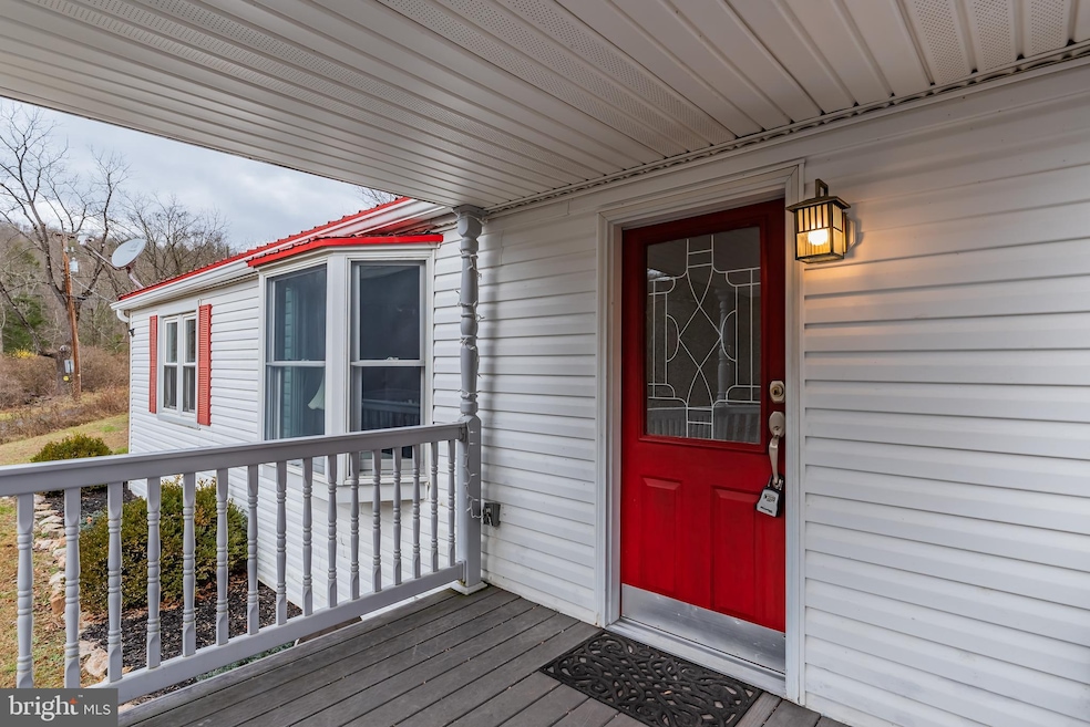 245 Okefenoke Rd, New Bloomfield, PA 17068 - photo 1