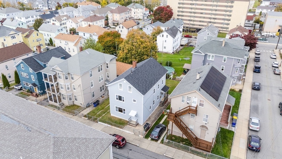 254 Division St, Fall River, MA 02721 - photo 1