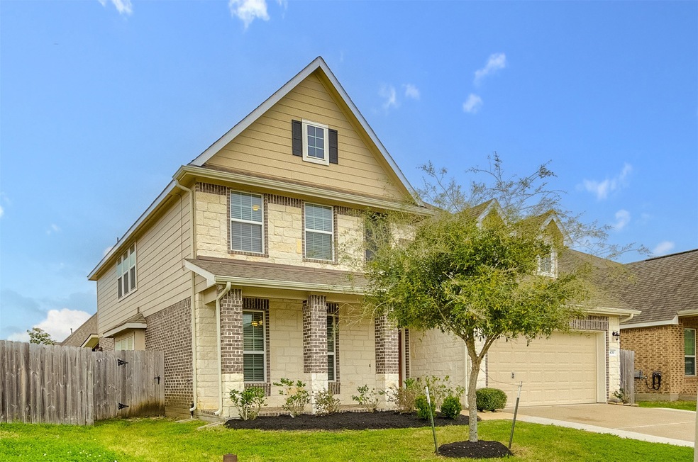 4710 Alluvial Cir, Alvin, TX 77511 - photo 1