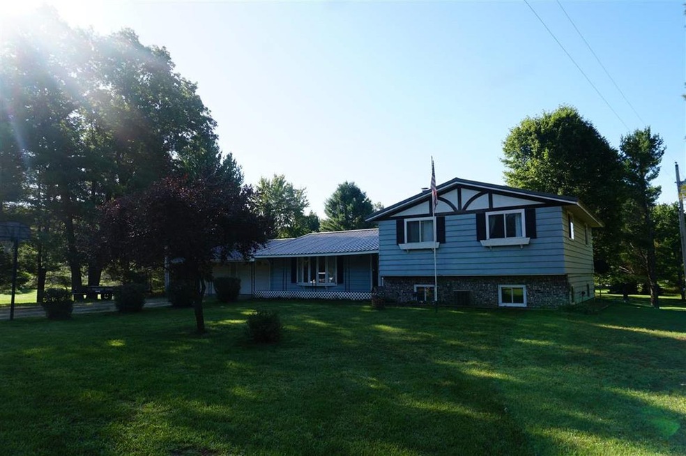 W10753 19th St, Camp Douglas, WI 54618 - photo 1