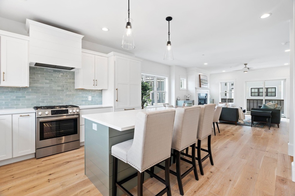 50 Cate St unit 6, Portsmouth, NH 03801 - photo 1