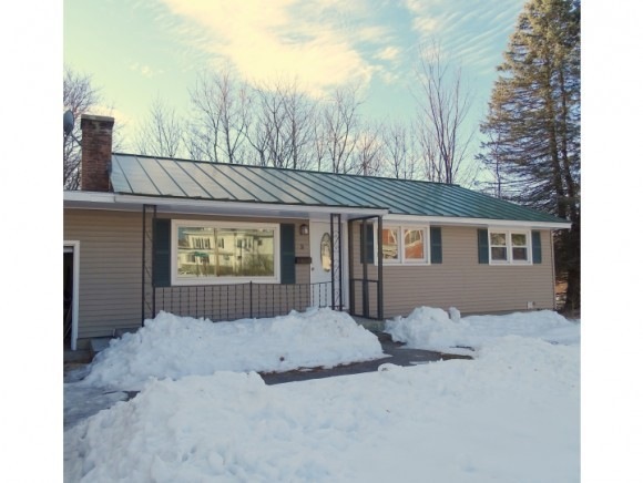 3 Mulberry St, Claremont, NH 03743 - photo 1