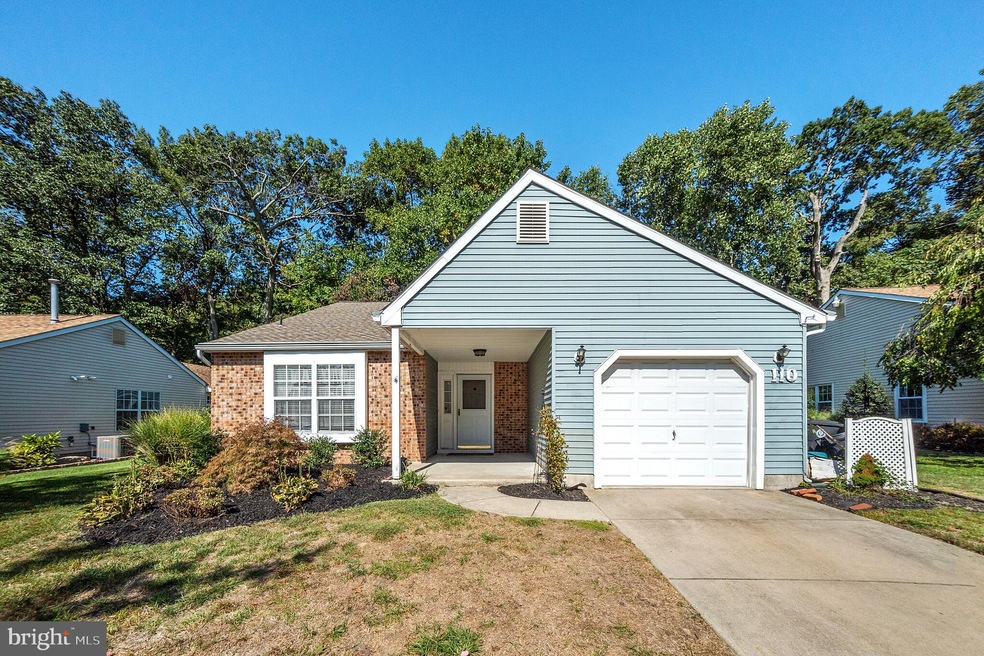 110 Lakebridge Dr, Woodbury, NJ 08096 - photo 1