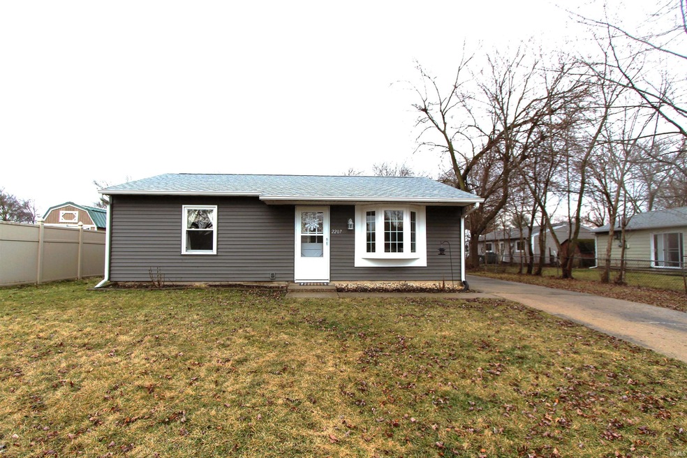 2207 Heatherfield Dr, Lafayette, IN 47909 - photo 1