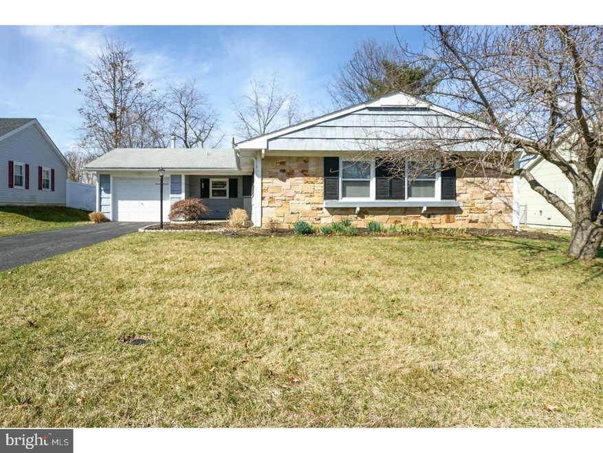 10 Guild Ct, Willingboro, NJ 08046 - photo 1