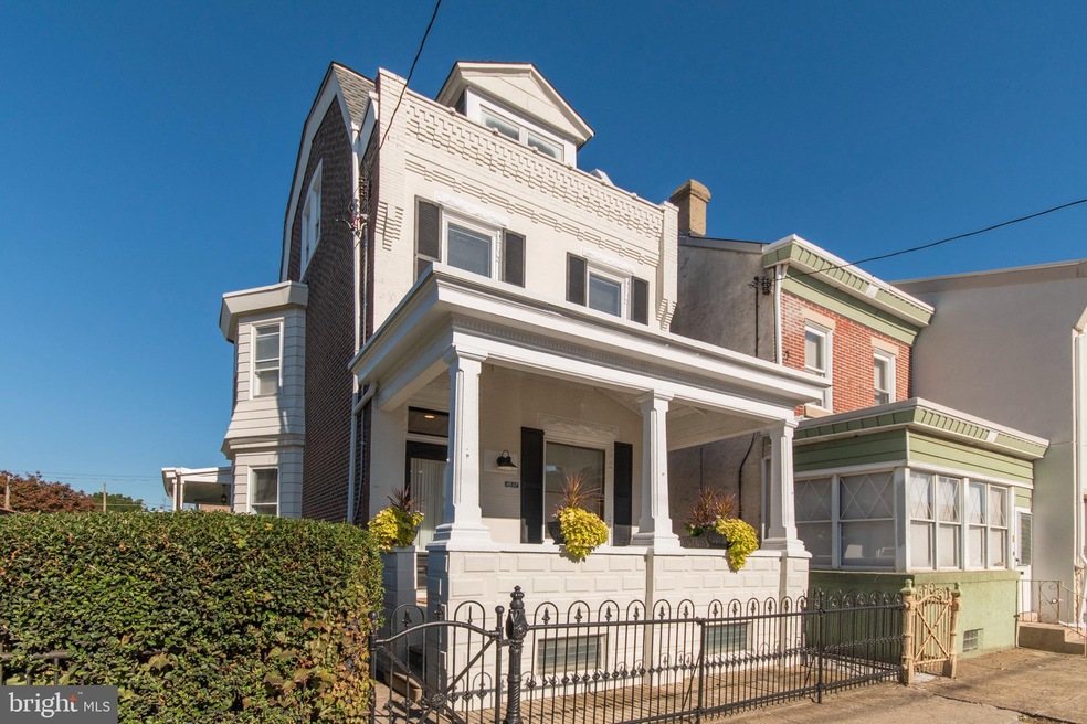 4542 Edgemont St, Philadelphia, PA 19137 - photo 1