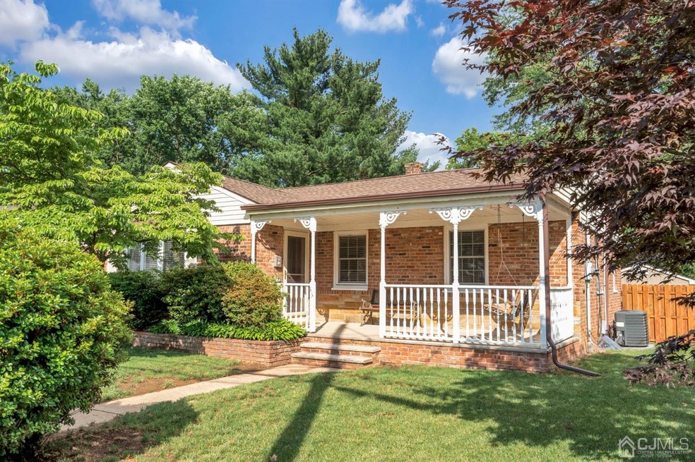 13 Roger Rd, Edison, NJ 08817 - photo 1