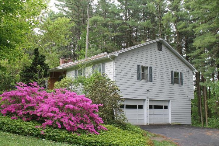 105 Leroi Dr, Pittsfield, MA 01201 - photo 1