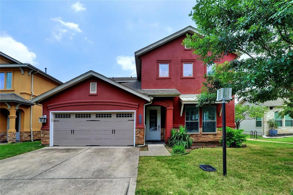 Charming sigle family detached condo