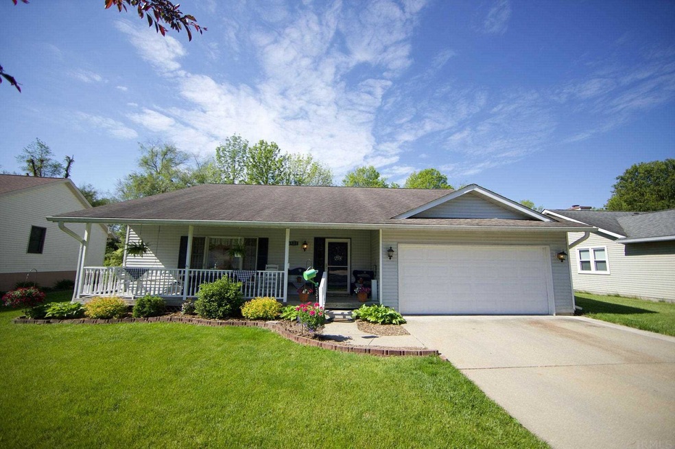 837 W Rosewood Dr, Bloomington, IN 47404 - photo 1