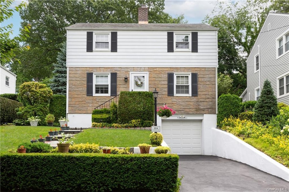 Sold $830,000 • Co-Listing Agent