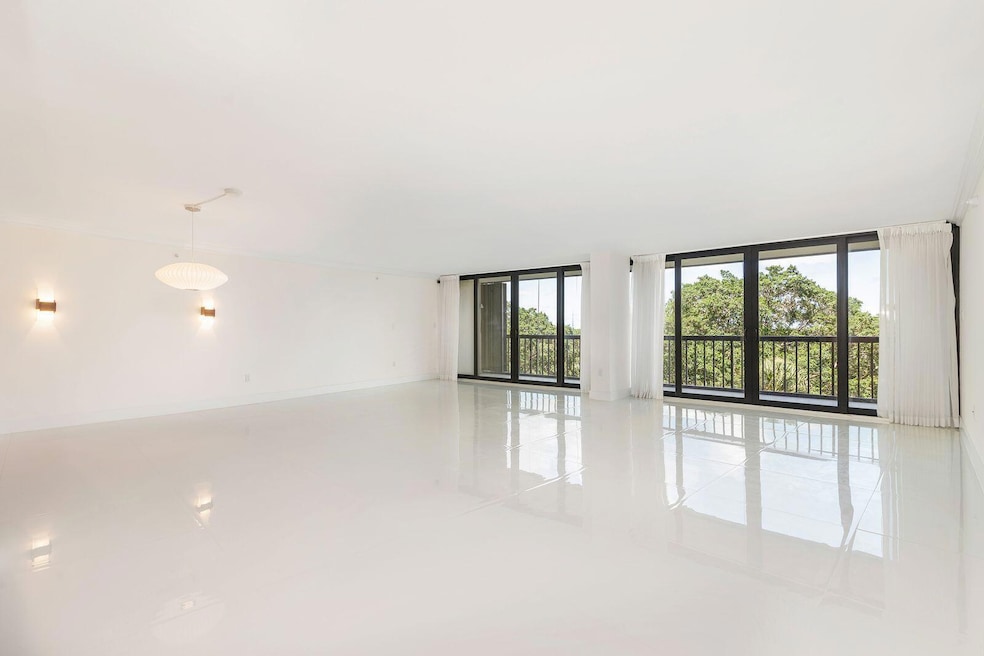 The Envoy unit 5050, West Palm Beach, FL 33401 - photo 1