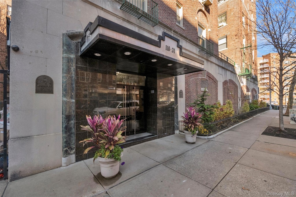 110-31 73rd Rd unit 4B, Forest Hills, NY 11375 - photo 1