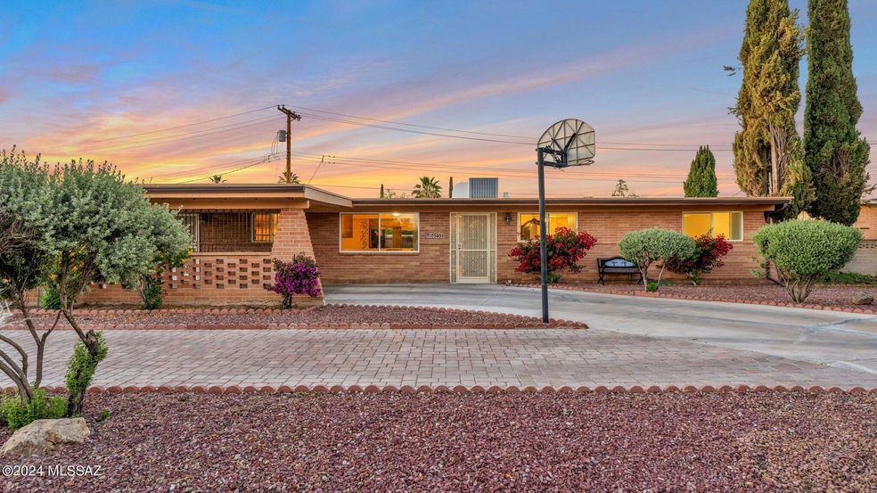 Welcome to 7545 E 35th St.
