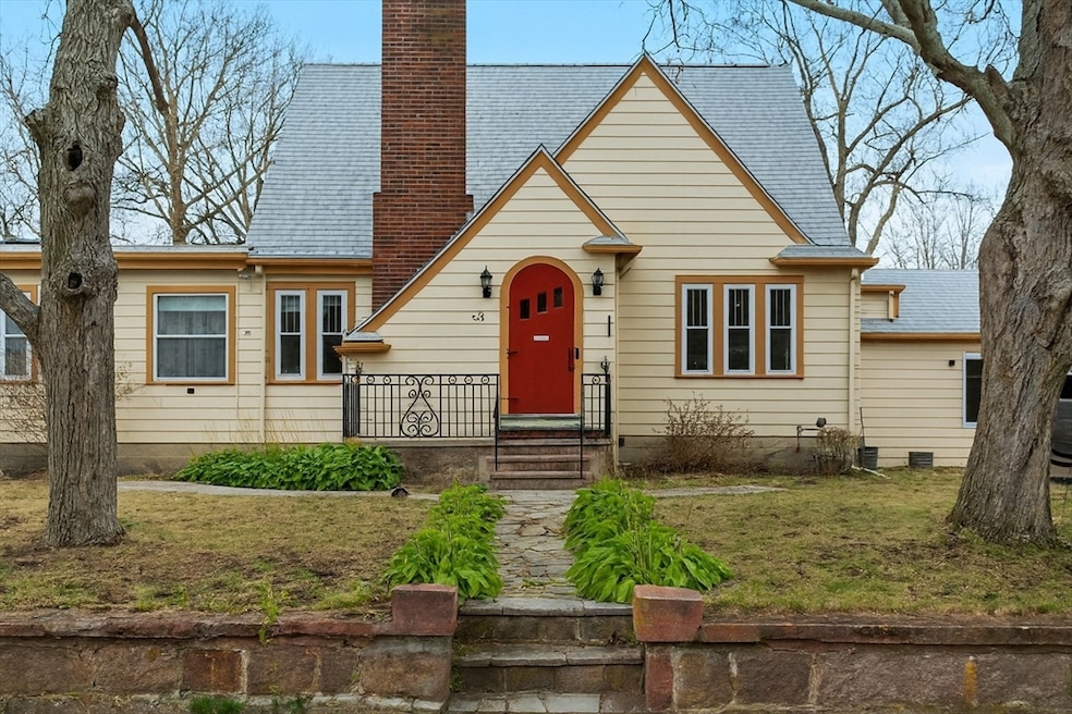 28 Edgeworth St unit R, East Weymouth, MA 02189 - photo 1