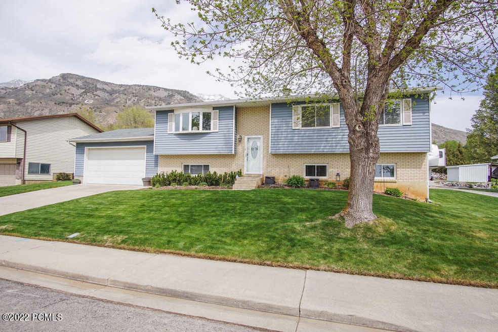27 S 1185 E, Pleasant Grove, UT 84062 - photo 1