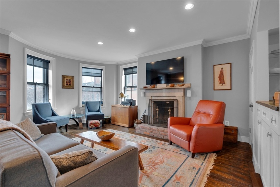 96 W Concord St unit 3, Boston, MA 02118 - photo 1