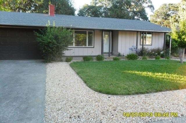 Nicely remodeled, 2 bedroom 1 bath home in great n