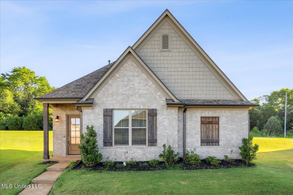 01-01-1486720w-6252 Arlington Ln-2