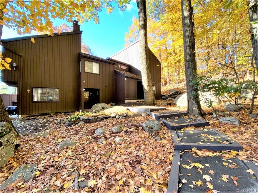 13 Terra Ct, Highland Mills, NY 10930 - photo 1