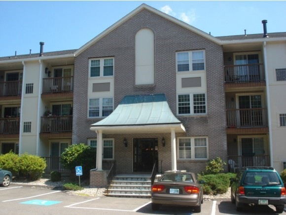 159 Cannongate III, Nashua, NH 03063 - photo 1