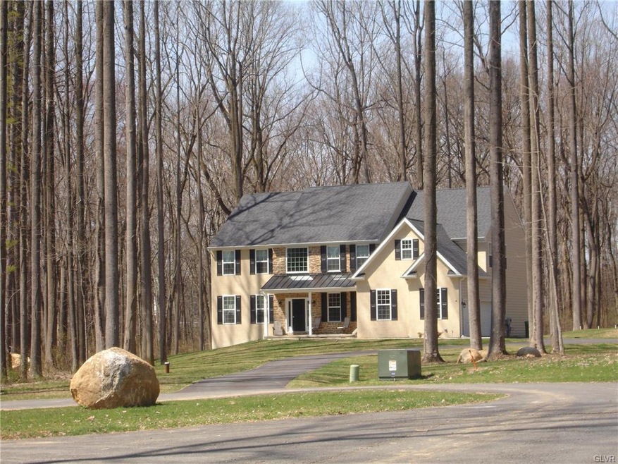 5727 Tranquil Ln, Emmaus, PA 18049 - photo 1