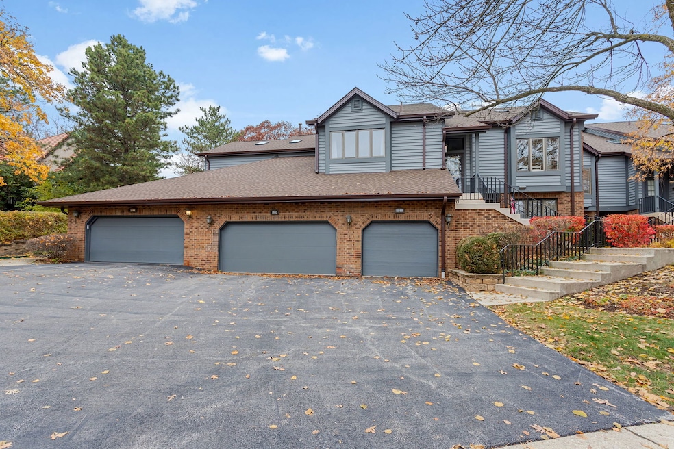 unlisted-address, Downers Grove, IL 60515 - photo 1