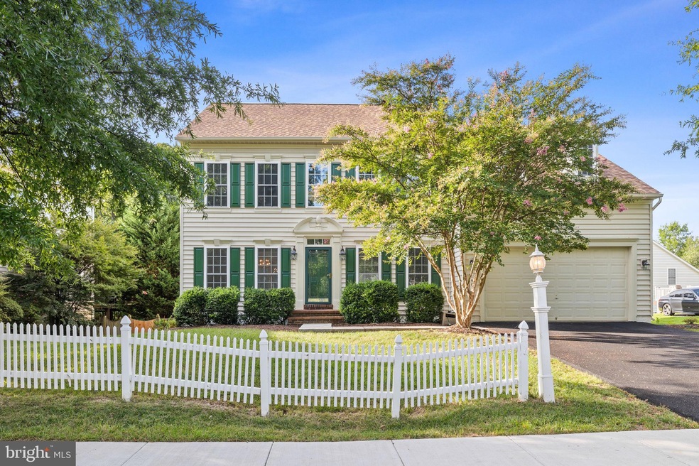 1901 Powells Landing Cir, Woodbridge, VA 22191 - photo 1