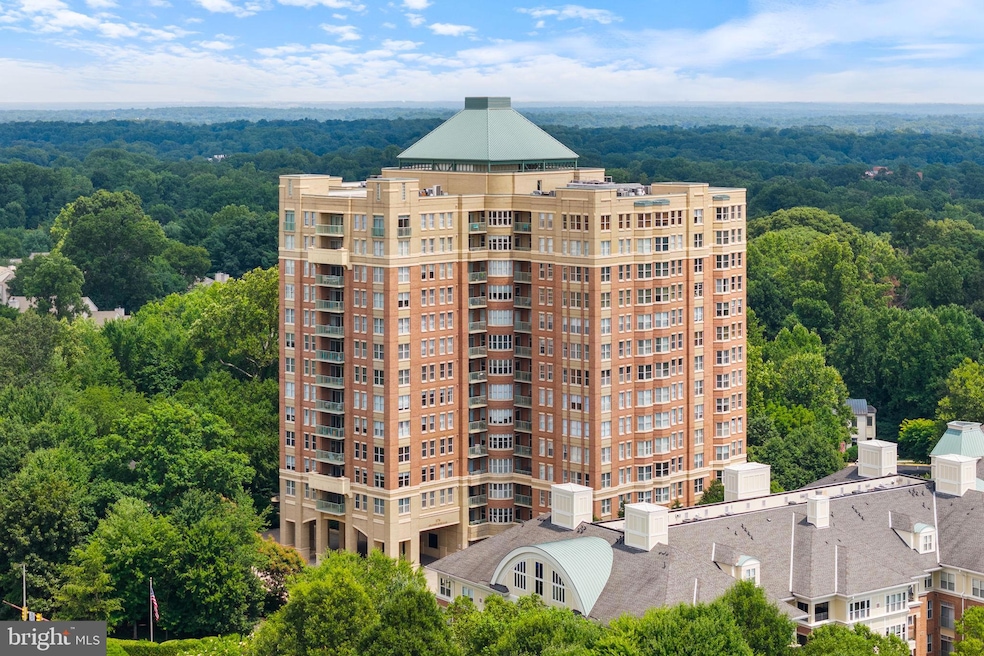 Stratford House unit 507, Reston, VA 20190 - photo 1