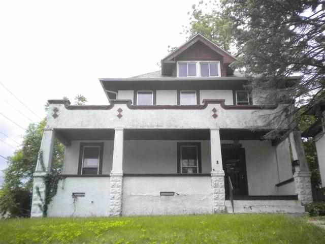 1149 Kirkwood Blvd, Davenport, IA 52803 - photo 1