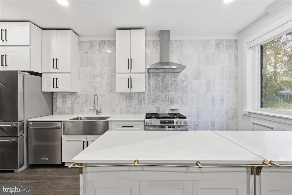 Towngate North unit G4, Alexandria, VA 22314 - photo 1