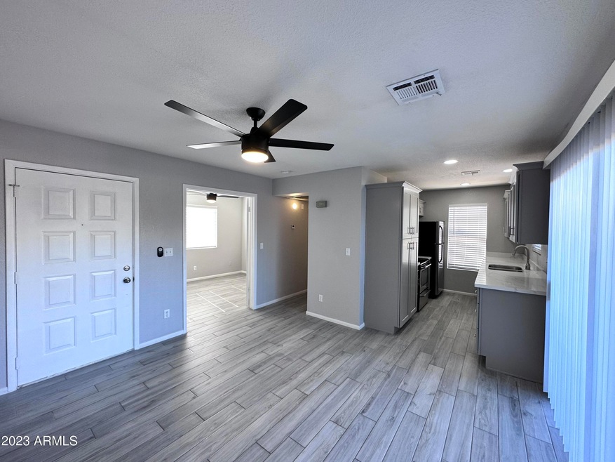 653 W Guadalupe Rd unit 1002, Mesa, AZ 85210 - photo 1