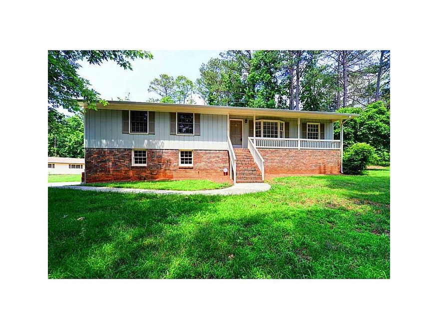 1848 Beaver Dam Ln NE, Marietta, GA 30062 - photo 1