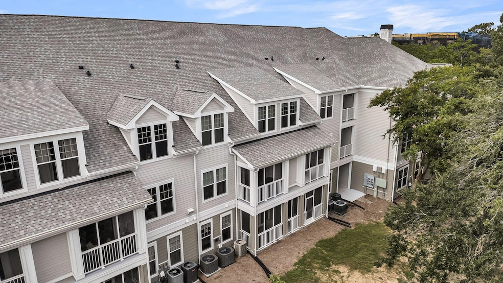 CREM - 130 River Landing Dr 8203-49