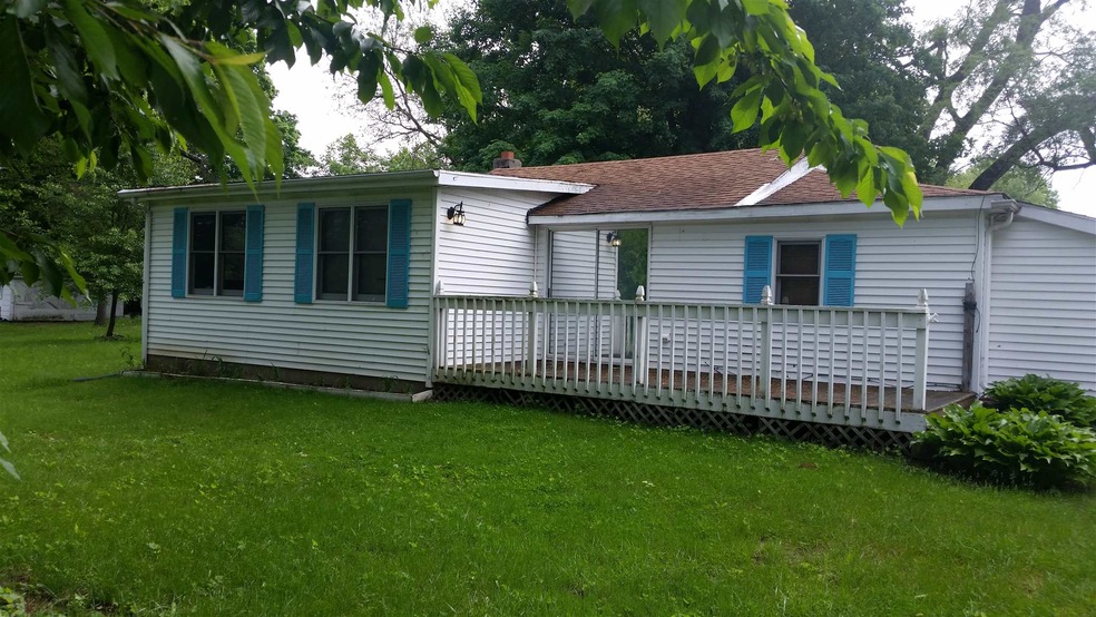 5540 N State Road 23, Grovertown, IN 46531 - photo 1