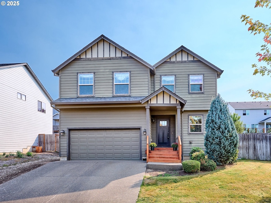 348 SW Mt Rainier St, McMinnville, OR 97128 - photo 1