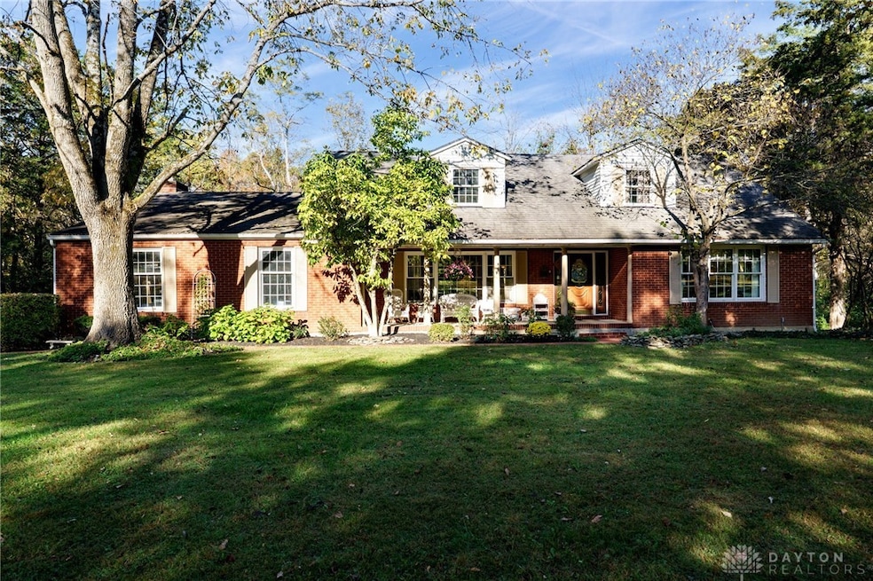 For Sale $729,900 • Co-Listing Agent